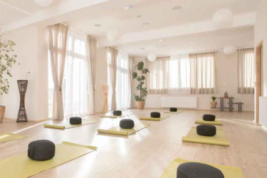 Gundecha-Rexon-Amenities-Yoga-Meditation-Area