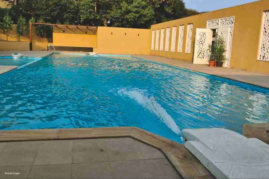 Kumar-Prithvi-Amenities-Actual-Swimming-Pool